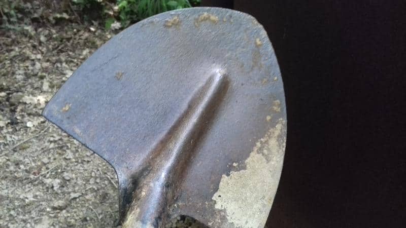 condensation on spade