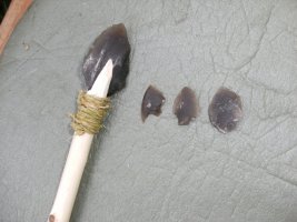 a bit of knapping (2014_12_26 19_57_08 UTC).JPG