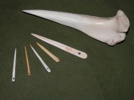 repair kits (15) bone needles and awl.JPG