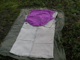 Shiralee (4) The unrolled shiralee sleeping bag and groundsheet.JPG