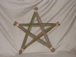 Bushcraft Xmas Decorations Star (6) last bundle added.JPG