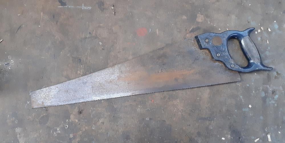 Making a Wood Carving Knife from an Old Saw Blade 